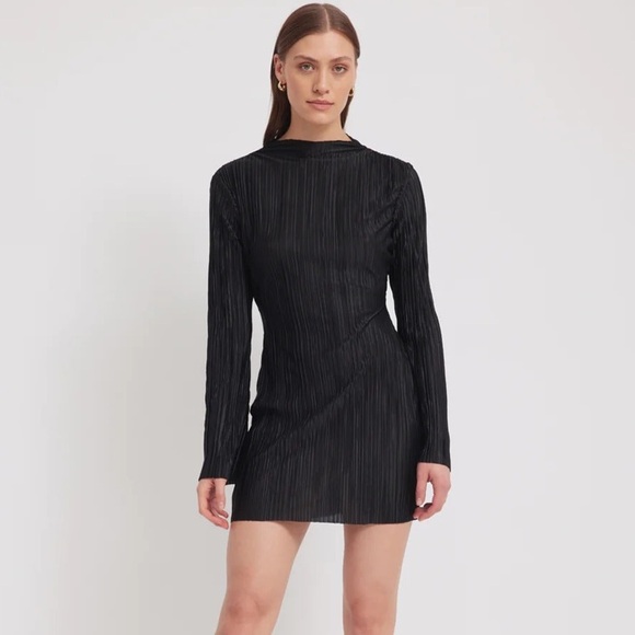Tojhà Chante Tunic Pleated Black Mini Dress Long Sleeve - Picture 1 of 16